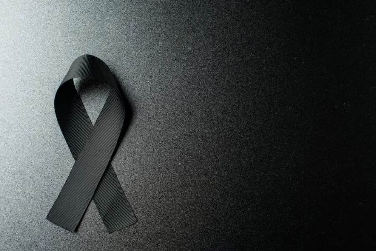 Mesaje de condoleante si comemorare